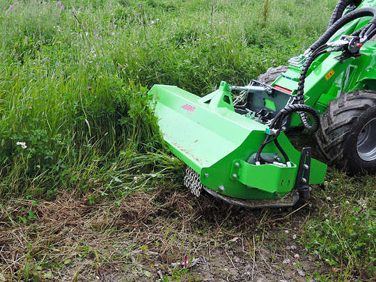 Avant® front loaders - flail mowers UK Avant sales