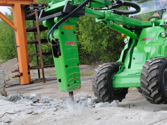 Avant® front loaders - hydraulic breaker UK Avant sales