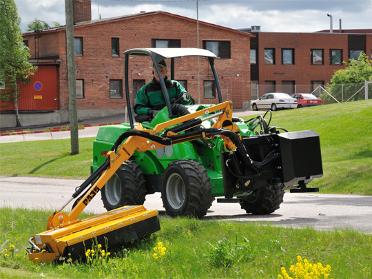 Avant® front loaders - hydraulic boom flail mowers UK Avant sales