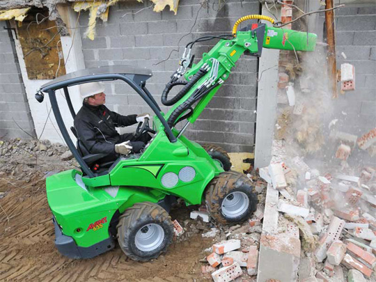 Avant® front loaders - hydraulic breaker UK Avant sales