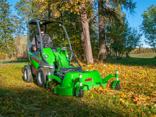 Avant® front loaders - Lawnmower 1200 UK Avant sales