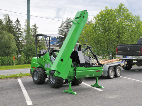 Avant® front loaders - log cutter splitter UK Avant sales