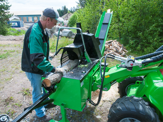 Avant® front loaders - log cutter splitter UK Avant sales