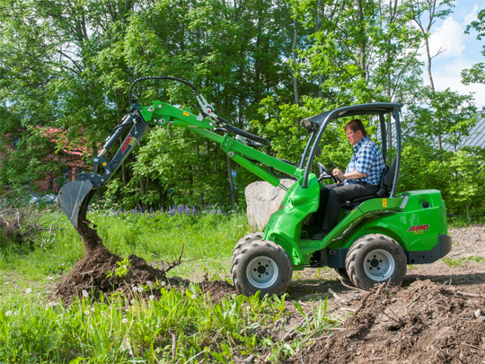 Avant® front loaders - mini digger UK Avant sales