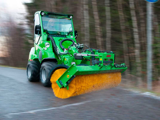 Avant® front loaders - rotary broom UK Avant sales