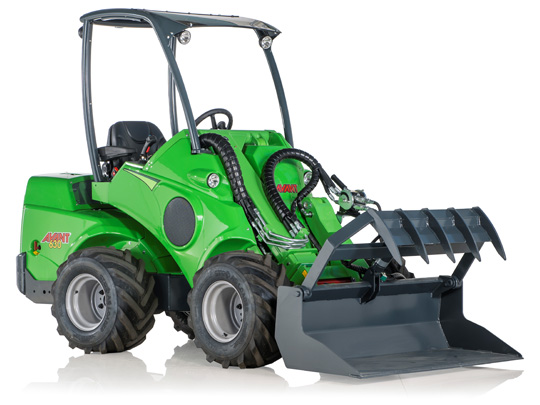 Avant® front loaders - silage fork UK Avant sales