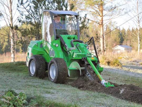 Avant® front loaders - trencher UK Avant sales