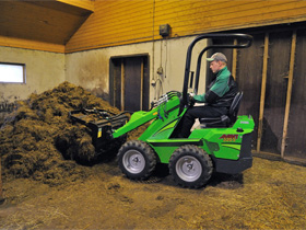 Avant skid steer - 300 Series loaders